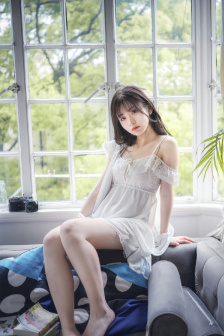 美味世子三姐妹